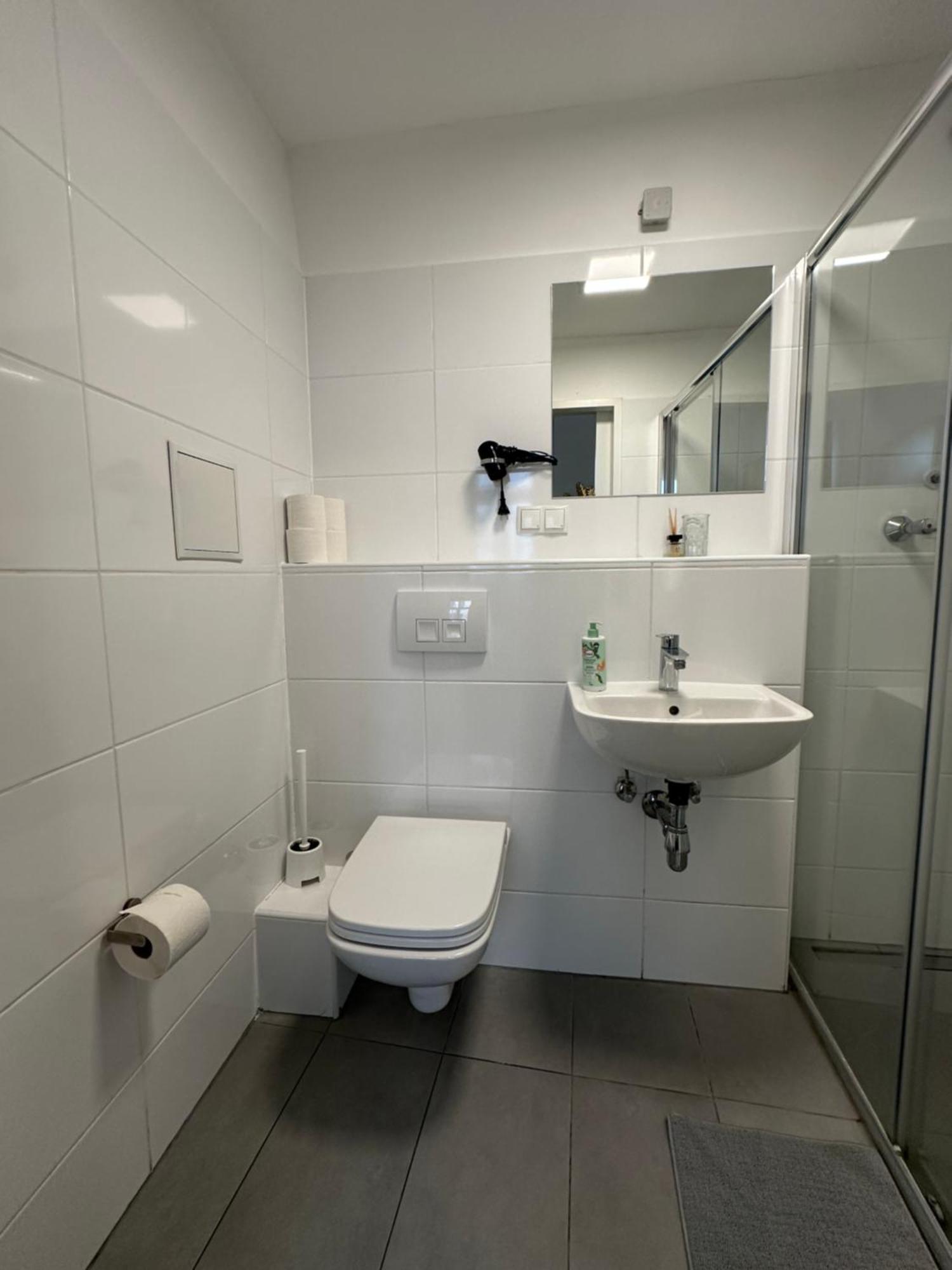 Housingplus Вена Экстерьер фото